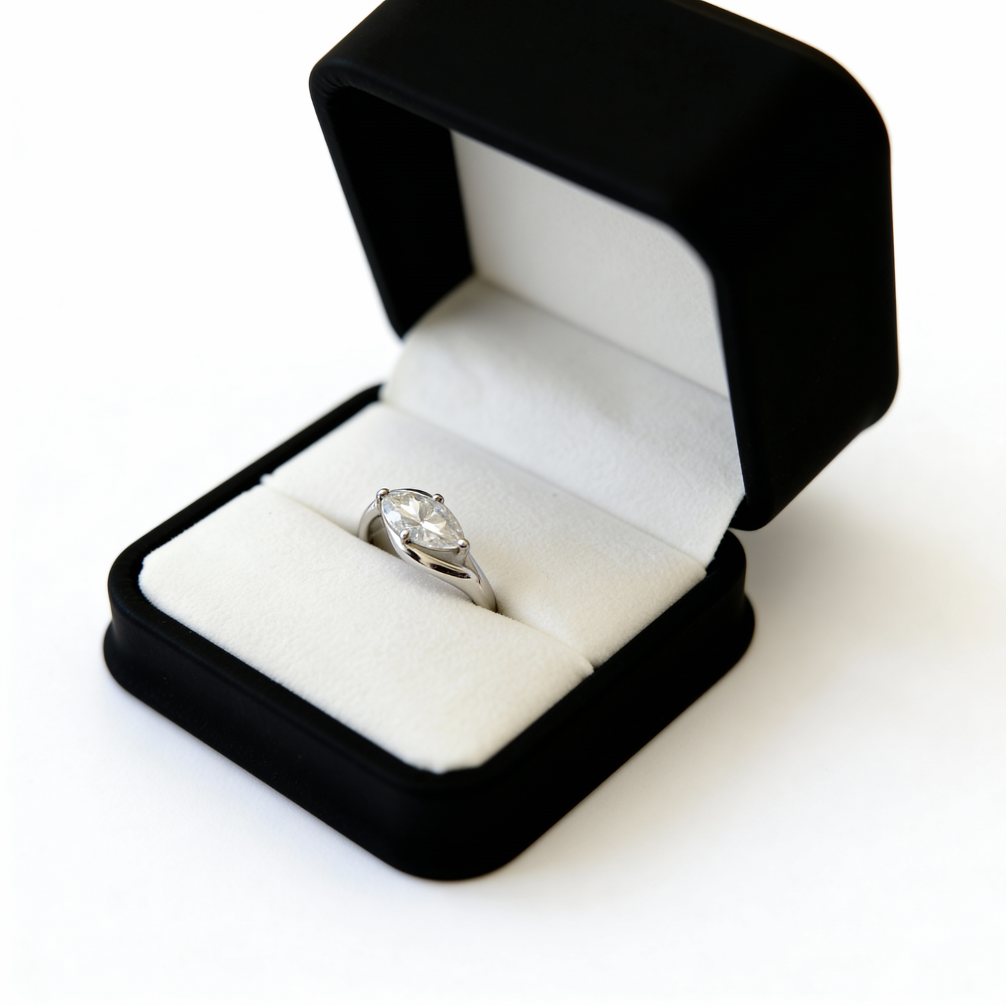 MARQUISE Modern Ring