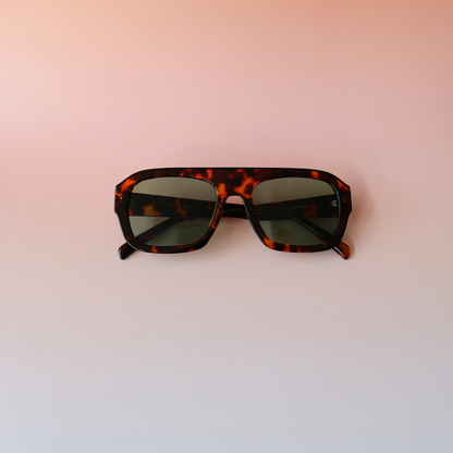 NEW YORK Aviator Sunglasses