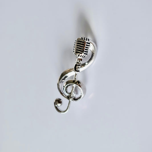 MUSIC brooch